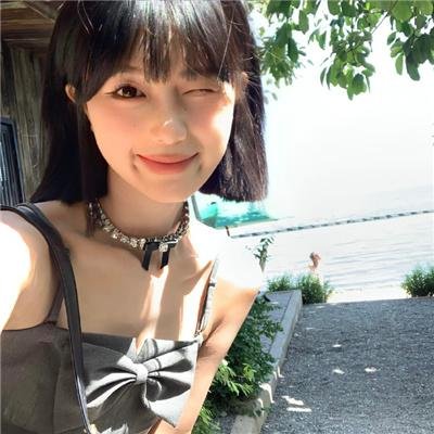 女孩,母亲与恶魔